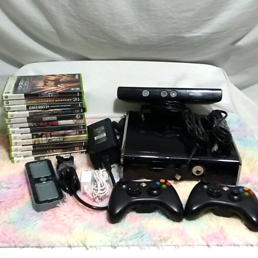 XBOX 360 Bundle W 12 Games & Everything You See In Pictures